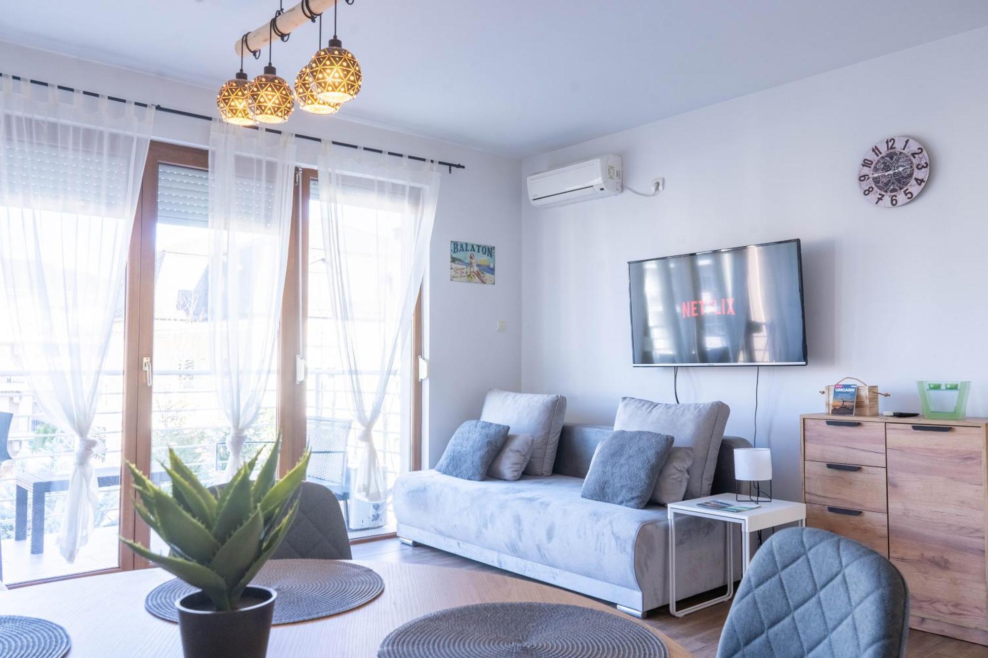 Marcello Wellness Apartment Siófok Esterno foto